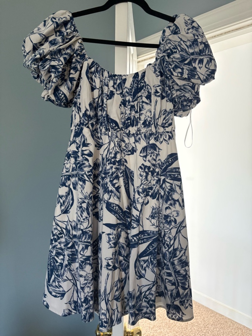 Abercrombie & Fitch Navy Blue and White Floral Dress